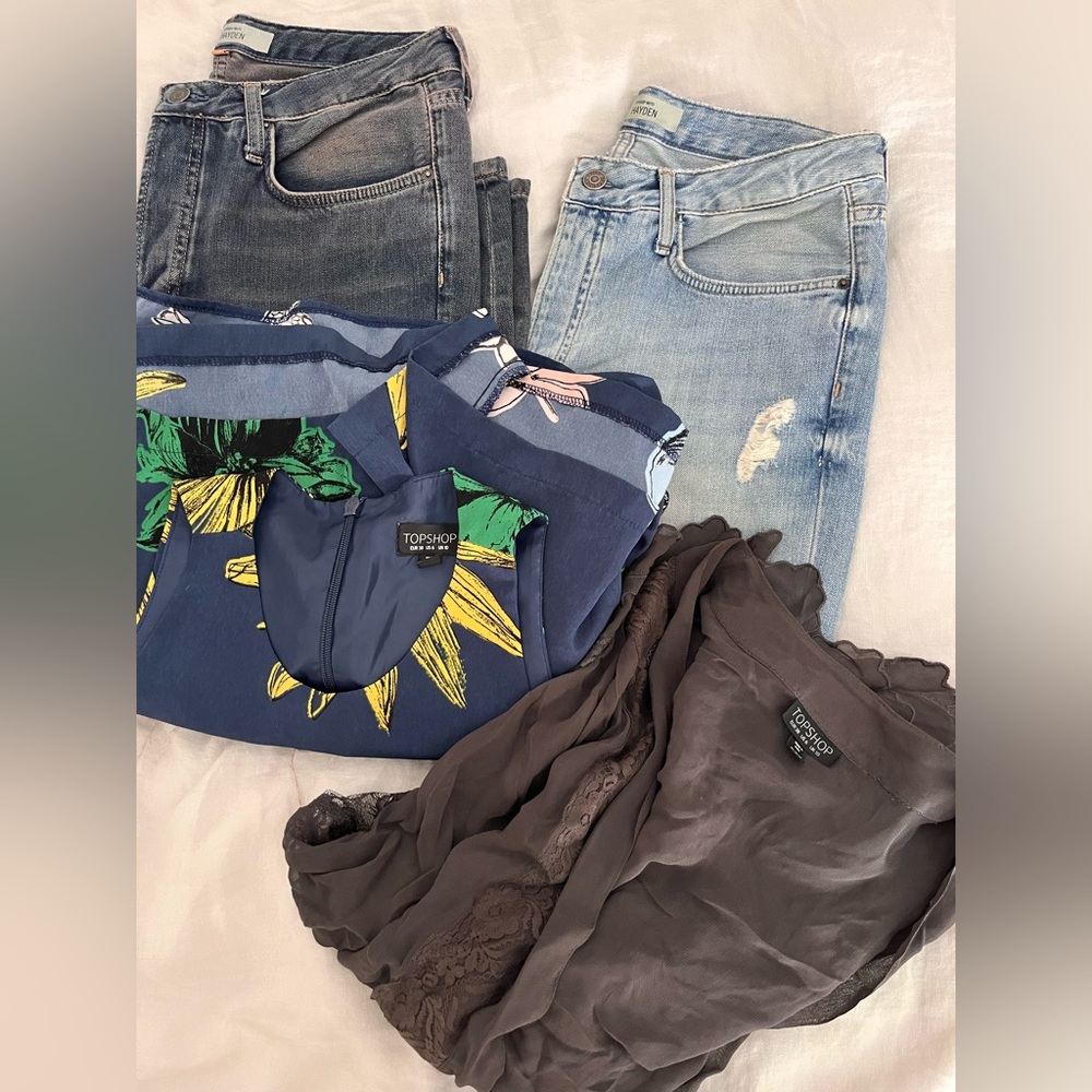 Topshop Bundle Lot (2 jeans, 1 floral romper, 1 lace coverup) 4 total items